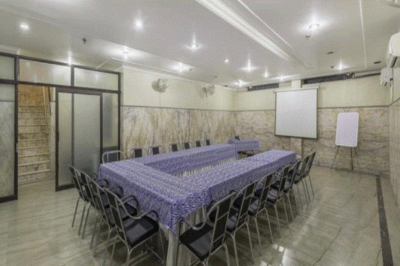 Treebo Trend Singh Sons Karol Bagh Hotel New Delhi Exterior foto