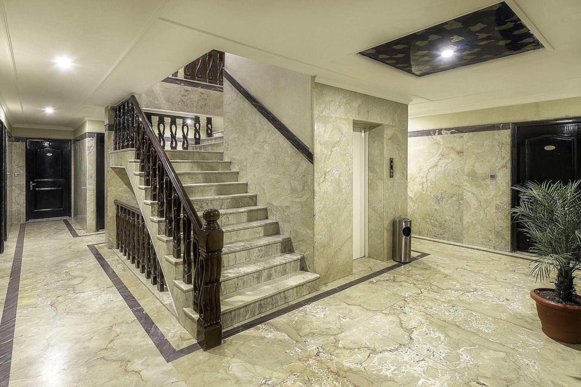 Treebo Trend Singh Sons Karol Bagh Hotel New Delhi Exterior foto